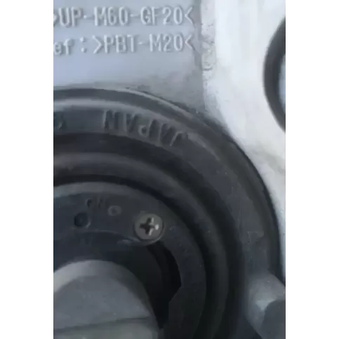 PBTM20 фара передняя Toyota Corolla Verso E121 2002