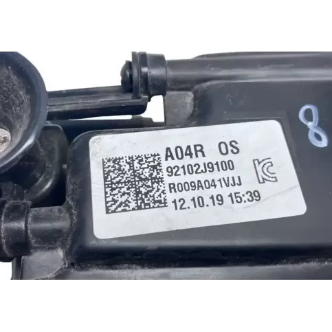R009A041VJJ фара передня Hyundai Kona 2018