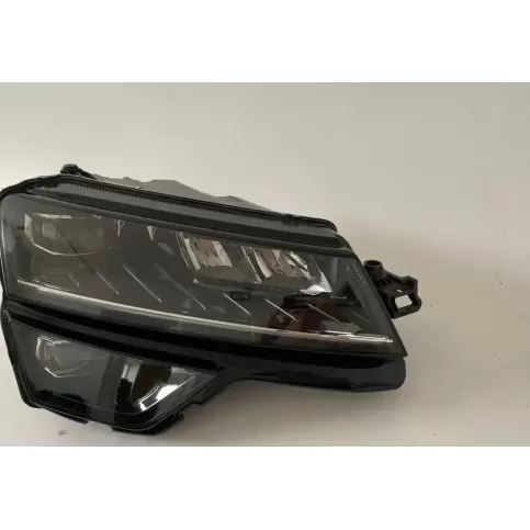 0020517605 фара передняя Skoda Karoq 2018