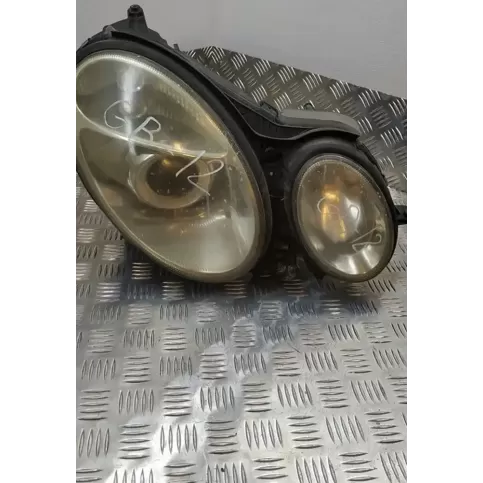 0028202426 фара передняя Mercedes-Benz E W211 2002