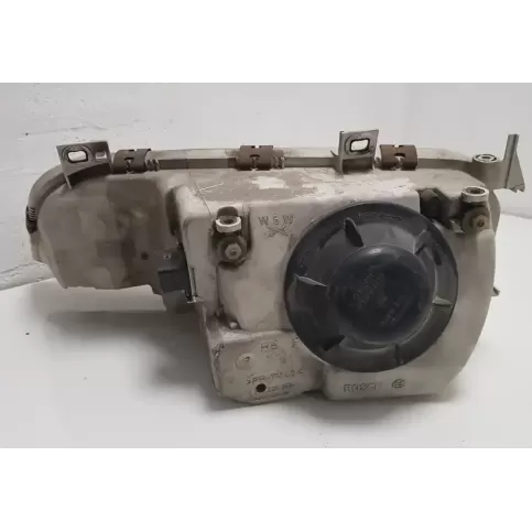 00301048302 фара передняя Seat Alhambra (Mk1) 2001