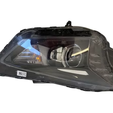 01069699900010 фара передняя Hyundai Bayon 2021