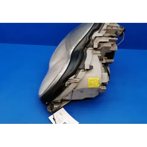 0301166602 фара передняя Mercedes-Benz C W203 2005