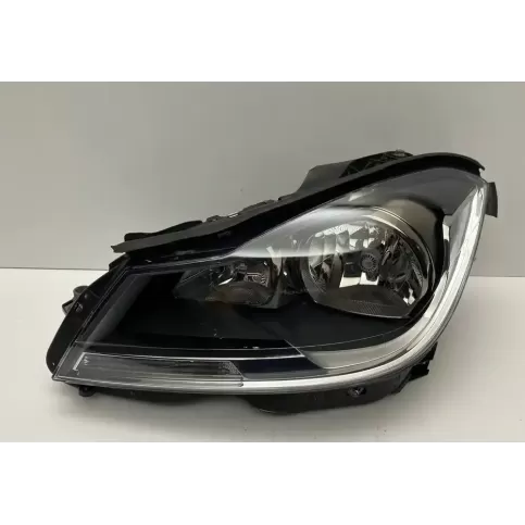 030127020300 фара передняя Mercedes-Benz C W204 2011