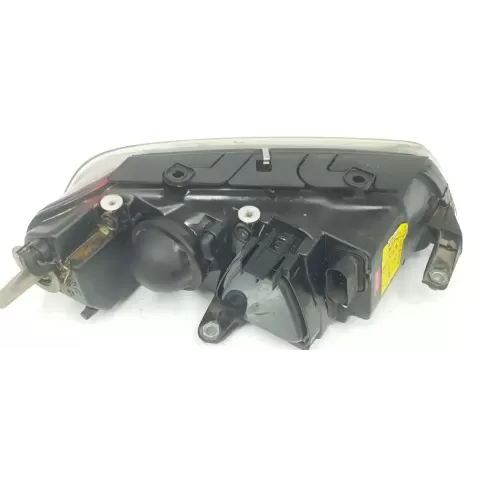 10R031542 фара передняя Audi A4 S4 B6 8E 8H 2003