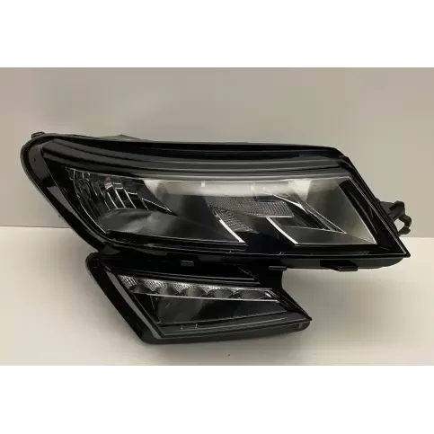 11EF01266910 фара передня Skoda Kodiaq 2022