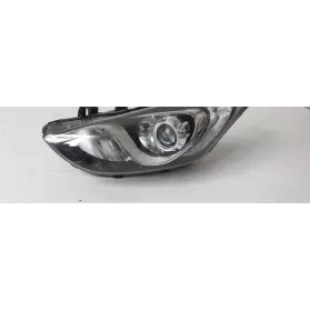 18102H6001 фара передняя Hyundai i30 2014