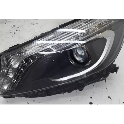 1EX01081835 фара передняя Mercedes-Benz A W176 2018
