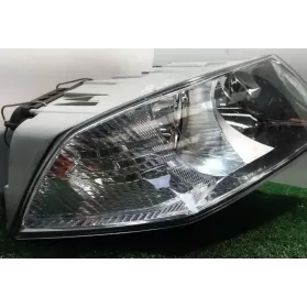 1Z1941018C фара передняя Skoda Octavia Mk2 (1Z) 2004