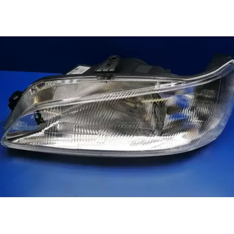 205272082 фара передняя Peugeot 306 2000