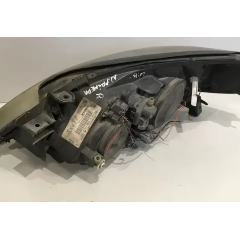 26010AU810 фара передняя Nissan Primera 2002