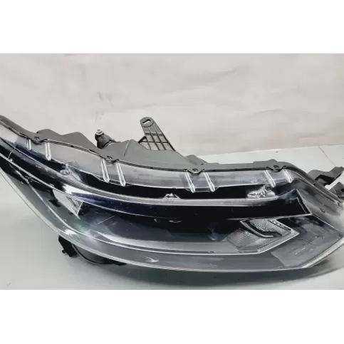 26010HV50B фара передняя Nissan Qashqai 2018