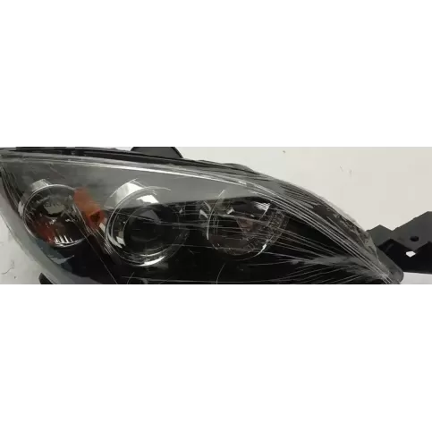 2742652 фара передняя Mazda 3 2021