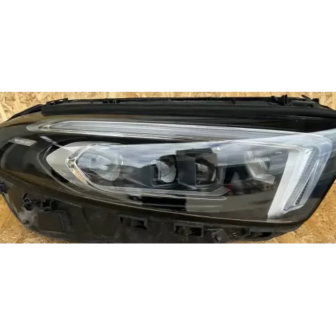 30019570 фара передня Mercedes-Benz A W177 2019