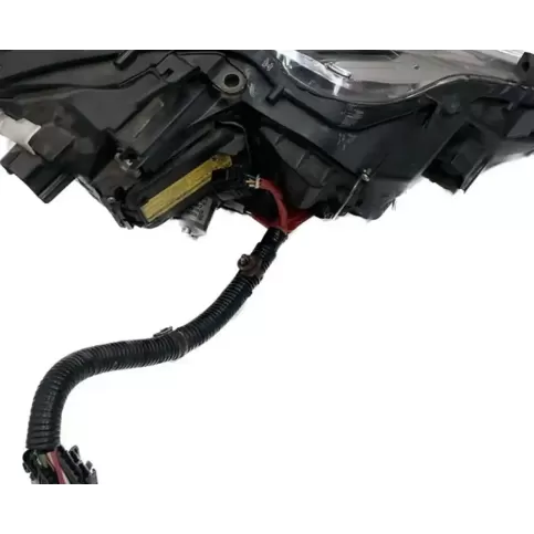 3740077894 фара передняя Lexus IS 220D-250-350 2005