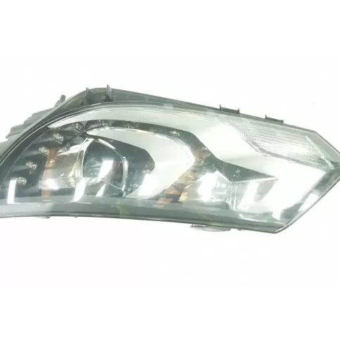 5N1941753B фара передня Volkswagen Tiguan 2008