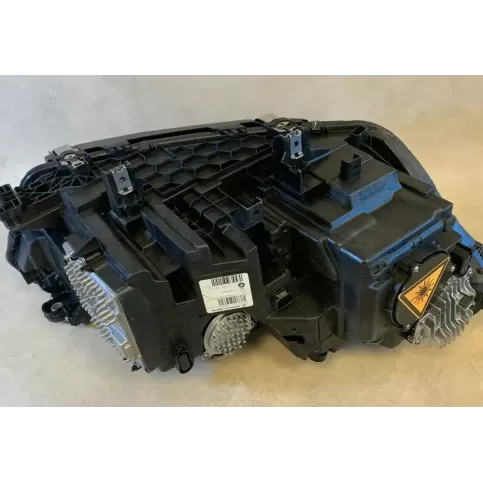 63117933340 фара передняя BMW X5 G05 2019