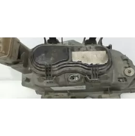 7701038261 фара передня Renault Laguna I 1997