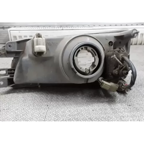 7R0188449 фара передняя Subaru Impreza I 1994