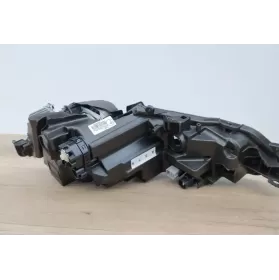 81150-02T51-00 фара передняя Toyota Corolla E160 E170 2015