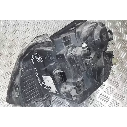 8200613076 фара передняя Renault Modus 2006