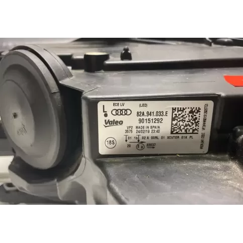 82A941033E фара передня Audi A1 2019