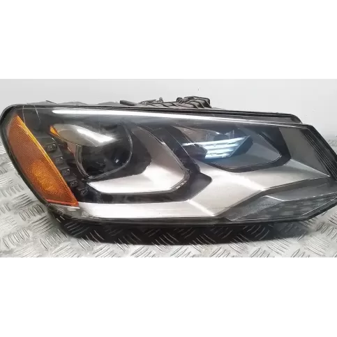 89027878 фара передняя Volkswagen Touareg I 2004