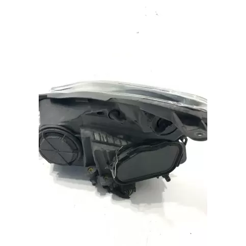 893133000D6 фара передня Opel Corsa D 2010