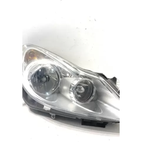 893133000D6 фара передня Opel Corsa D 2010