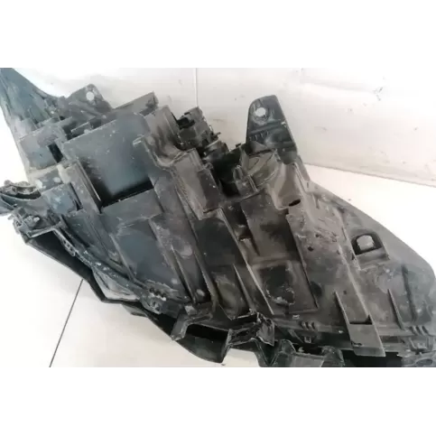 89902276 фара передняя Renault Laguna III 2010