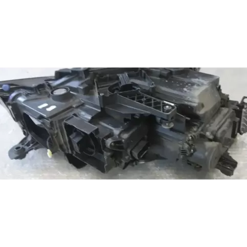 8990VF22A63 фара передня Volkswagen Arteon 2019