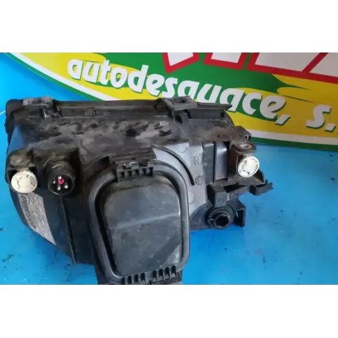 8D0941030AK фара передня Audi A4 S4 B5 8D 1996
