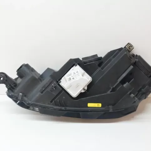 8W6941006D фара передняя BMW X5 F15 2016