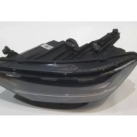90172734 фара передняя Volkswagen PASSAT B8 2019