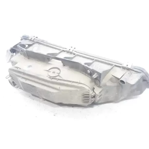 9171192704 фара передняя Citroen Xantia 1995