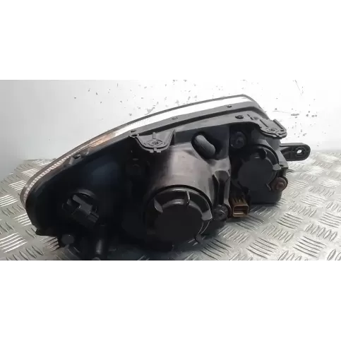 921012C фара передняя Hyundai Coupe 2005