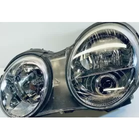 921013F110 фара передняя KIA Opirus 2011