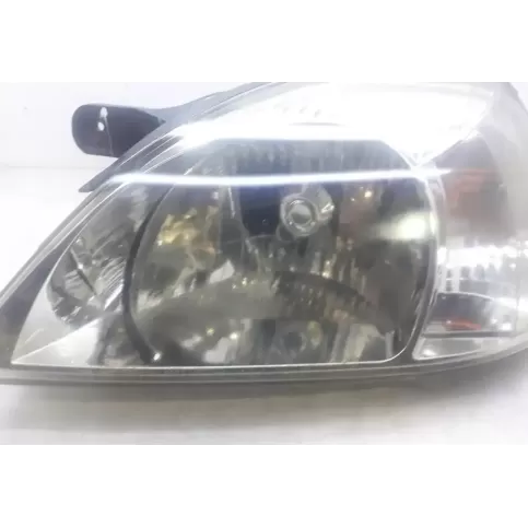 92101FD010 фара передняя KIA Rio 2000