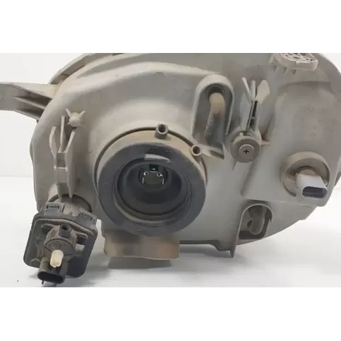 9210206XXX фара передняя Renault Megane II 2006