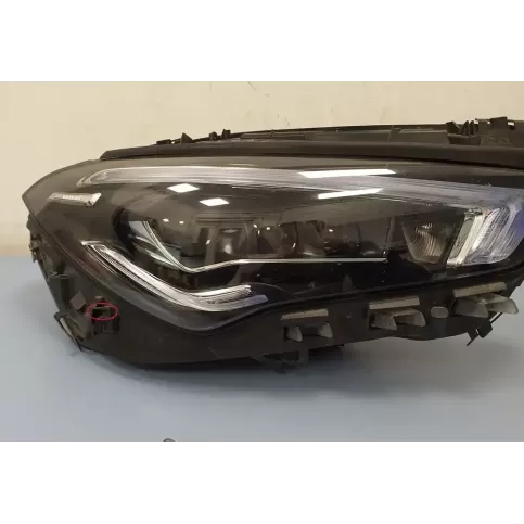 A1189063200 фара передня Mercedes-Benz CLA C117 X117 W117 2016