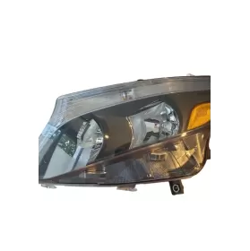 A4479068100 фара передняя Mercedes-Benz V Class W447 2019