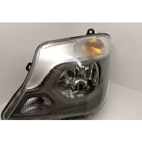 A9068205800 фара передняя Mercedes-Benz Sprinter W906 2015