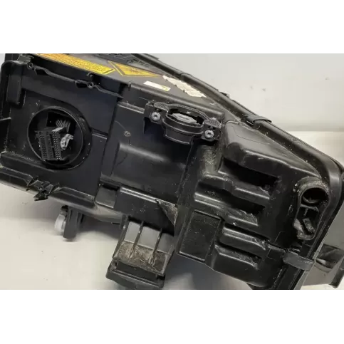 A9948180110LL фара передняя BMW X7 G07 2021