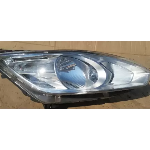 AM51-13W029-AF фара передняя Ford C-MAX II 2015