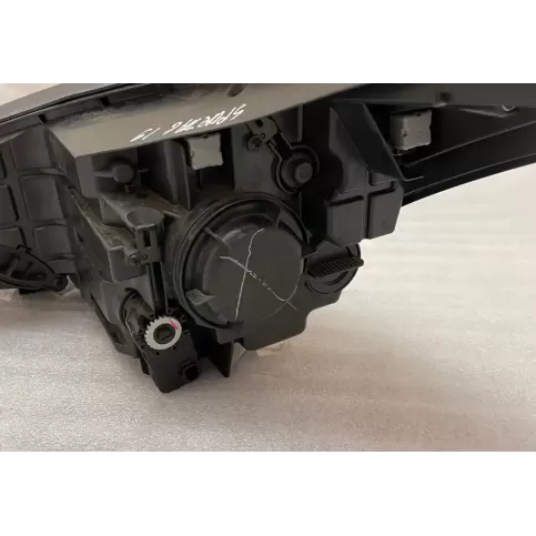 F192152600 фара передняя KIA Sportage 2019