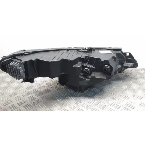 K8D213W030EF фара передня Land Rover Evoque II 2019