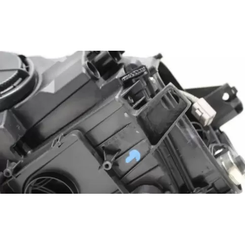 X621GF2AACP фара передня Volkswagen Golf VII 2013