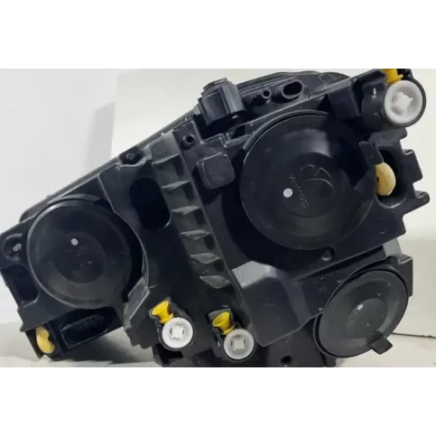 0020503804 фара передняя Skoda Karoq 2018