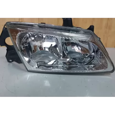 00HCR00HCR02A фара передняя Nissan Almera N16 2004