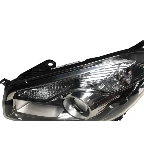 0103351300216205 фара передняя Nissan Qashqai 2012
